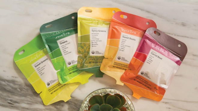 Những chiếc túi chuyên dụng dùng để bảo quản nước hoa quả của Juicero. Ảnh: Juicero