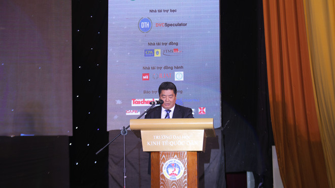 Nhà chứng khoán sinh viên