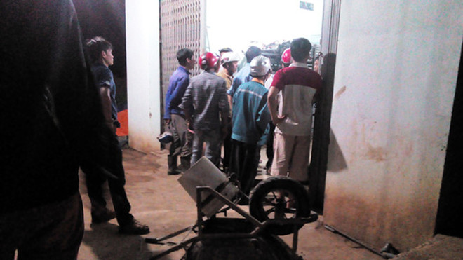 Đất đổ sập vùi chết người đàn ông dưới giếng sâu