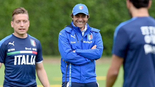 Tuyển Italy được chào đón nồng nhiệt tại EURO 2016