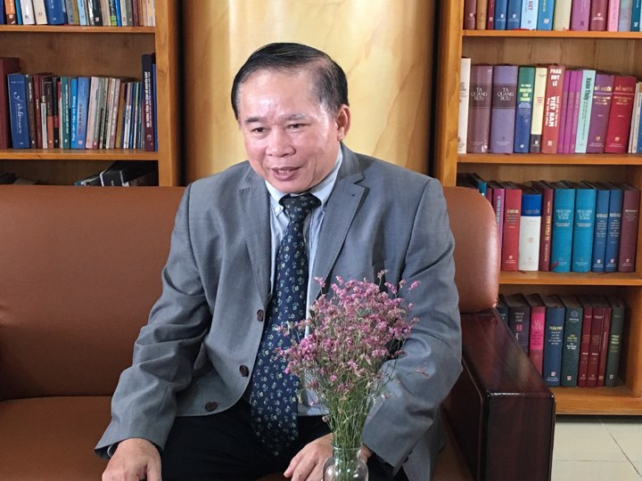 Thứ trưởng Bộ GD&ĐT nói gì về điểm sàn và điểm chuẩn 2017?