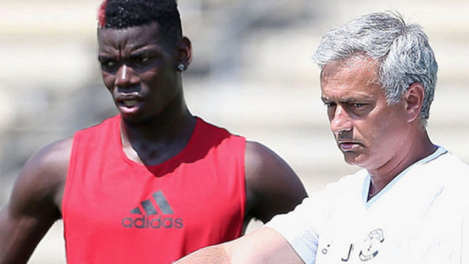 Mourinho và các học trò đang tập luyện tại Los Angeles. Ảnh: Reuters