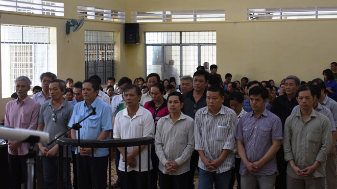 Các bị cáo nghe tuyên án