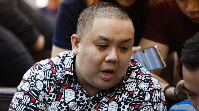 Gia Bảo dự phiên tòa Ngọc Trinh sáng 11/7. Ảnh: Hải An.