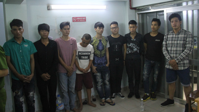 Các đối tượng bị công an trấn áp, bắt giữ. Ảnh CA