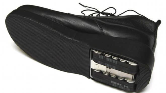 Ngã dập mặt ư, chẳng bao giờ xảy ra nếu bạn đi loại giày này