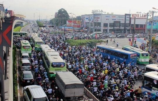 Cứ sau 5 năm, dân số TPHCM tăng thêm 1 triệu người