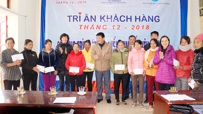 Các hoạt động tri ân, tặng quà hộ nghèo nhân tháng tri ân khách hàng của Công ty điện lực Thanh Hóa