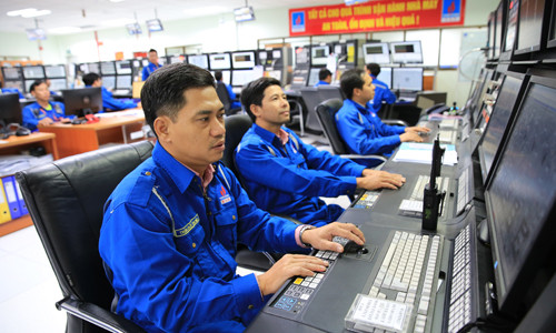 Kỹ sư BSR làm việc tại Phòng Điều hiển Trung tâm