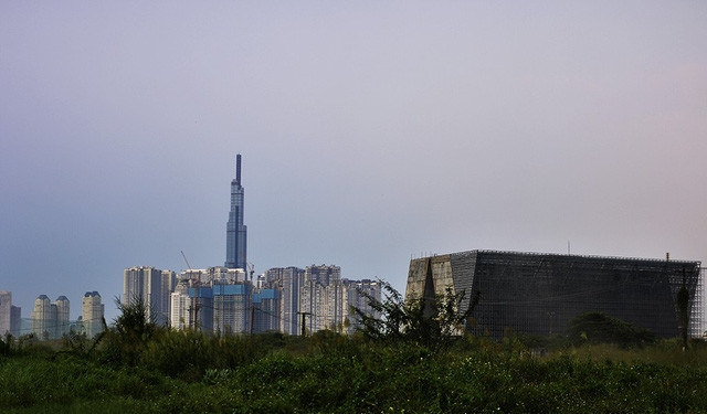 Quận 2 có 4 phường thuộc diện phải sáp nhập sau khi giải tỏa di dời hơn 15.000 hộ dân để triển khai dự án khu đô thi mới Thủ Thiêm