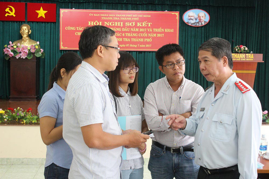 Lãnh đạo Thanh tra TPHCM trao đổi, cung cấp thông tin cho báo chí