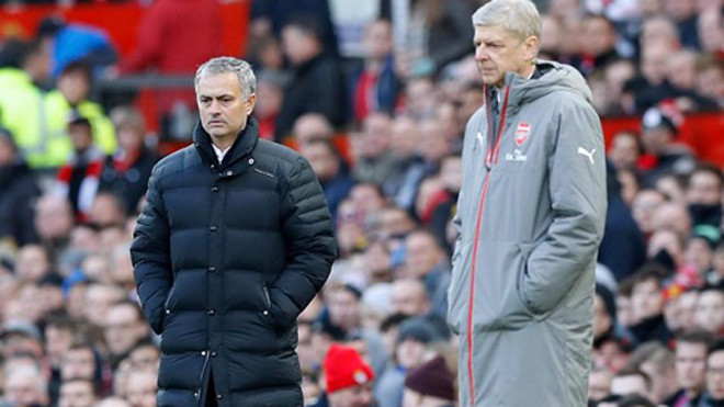 Mourinho có mâu thuẫn lớn với Wenger, kể từ ngày ông đến nước Anh hè 2004