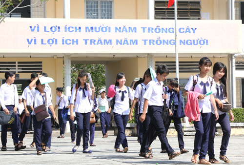 Lãnh đạo các trường đứng trước bài toán khó trong chi tiêu ngân sách đầu năm học. Ảnh: Mạnh Tùng
