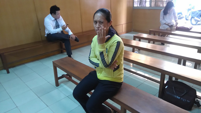 Hồ Thị Cẩm Loan tại tòa. Ảnh: Tân Châu