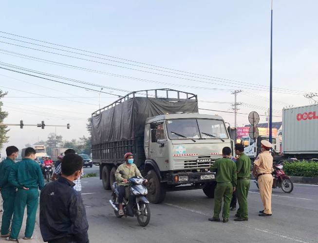 Đôi nam nữ thương vong trên đường từ Đắk Lắk đến Bình Dương