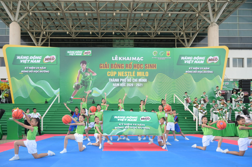 Nestlé Milo 15 năm đồng hành và nuôi dưỡng tài năng bóng rổ học đường TP.HCM
