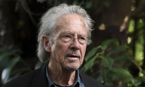 Nhà văn Peter Handke. Ảnh: AFP.