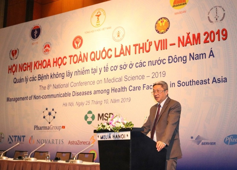 Thứ trưởng Bộ Y tế Nguyễn Trường Sơn