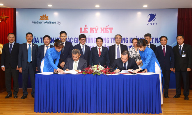 Lễ ký hợp tác chiến lược giữa VNPT và Vietnam Airlines