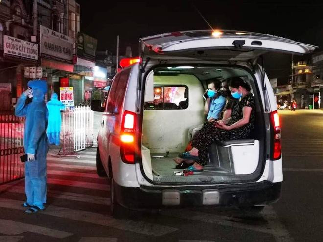 CẬP NHẬT DỊCH 6/6: Hà Tĩnh tìm người đến 17 địa điểm liên quan ca mắc COVID-19