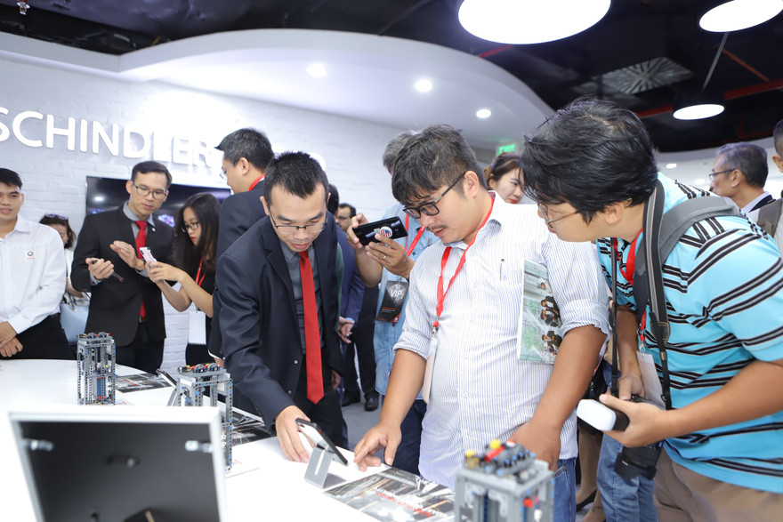 Schindler VN ra mắt giải pháp Internet vạn vật (IoT) cho thang máy và thang cuốn