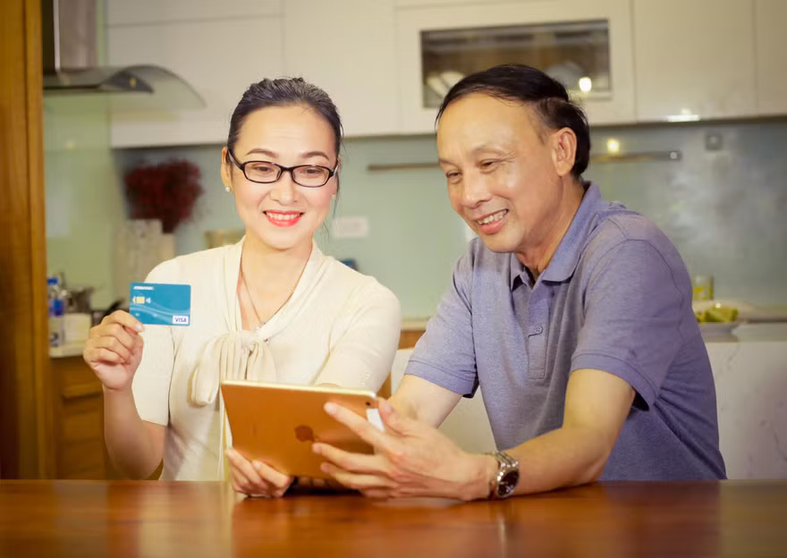 Tăng thu nhập từ tiền nhàn rỗi trong tài khoản với chương trình ‘số dư cao – lãi