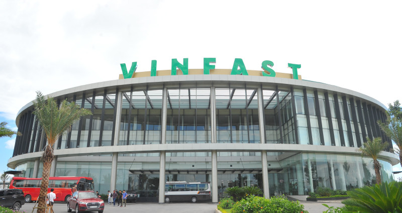 Có gì bên trong nhà máy sản xuất ôtô, xe máy của Vinfast?