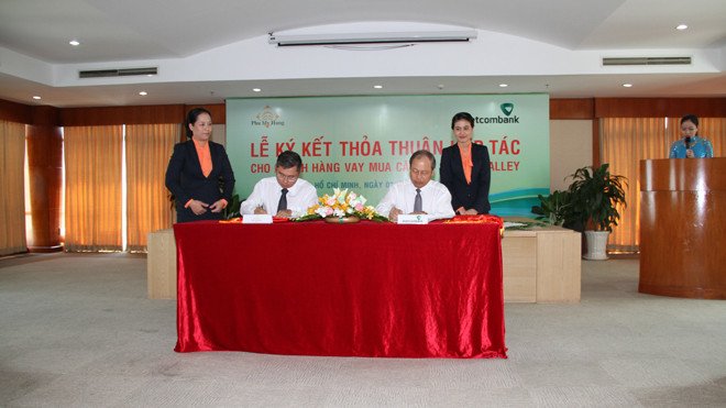 Ký kết hợp tác.