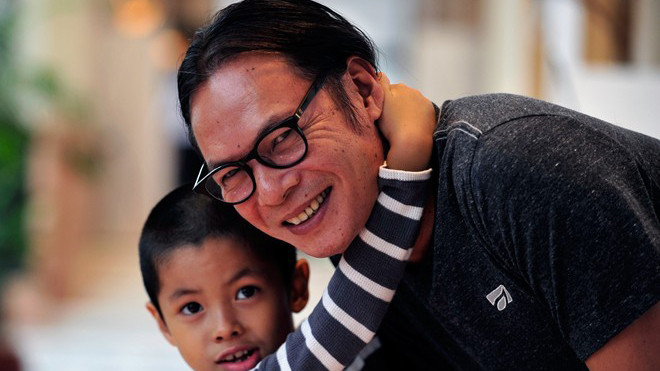 Trần Lực và con trai thứ ba tham gia chương trình truyền hình thực tế Bố ơi, mình đi đâu thế?.