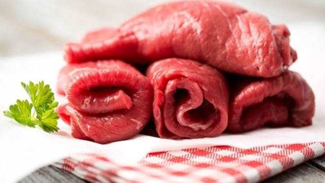 Những người không nên ăn thịt bò.