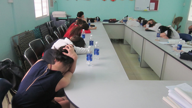 Công an mời 34 người có liên quan được mời về trụ sở làm việc. Ảnh CA cung cấp.