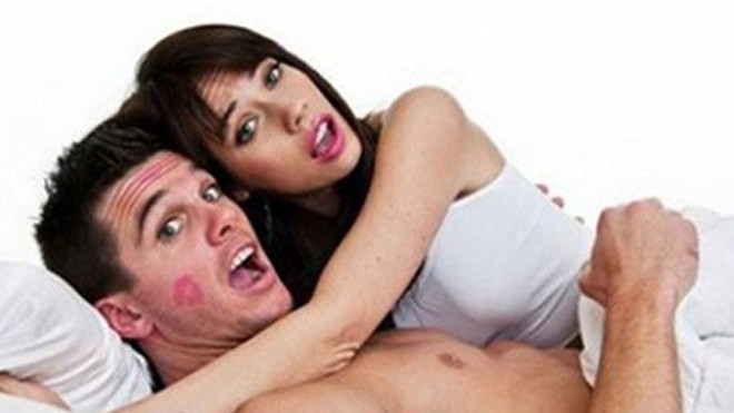 7 lý do phụ nữ 'diễn kịch' chốn phòng the