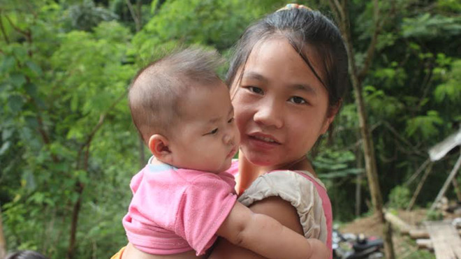 Thoạt nhìn, người ta cứ ngỡ đây là hai chị em... 