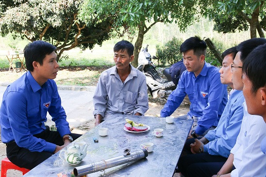 Tỉnh đoàn, Hội đồng đội tỉnh Thanh Hóa đã đến thăm viếng, động viên người thân gia đình nạn nhân