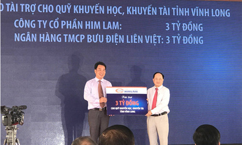 Với phương châm hoạt động “Gắn xã hội trong kinh doanh”, Him Lam Land luôn tích cực đóng góp cho cộng đồng và xã hội thông qua các chương trình xã hội, hoạt động cộng đồng song song với việc phát triển hiệu quả hoạt động kinh doanh.