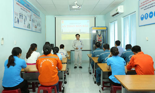 BSR luôn chú trọng công tác đào tạo an toàn sức khỏe môi trường