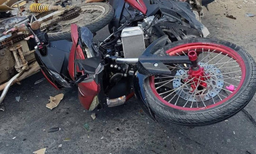 Hiện trường vụ tai nạn (ảnh bạn đọc cung cấp)