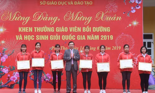 Sở GDĐT tỉnh Phú Thọ tổ chức chương trình 'Mừng Đảng mừng Xuân'