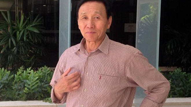 Pae bên ngoài tòa án liên bang Honolulu hôm qua. Ảnh: AP