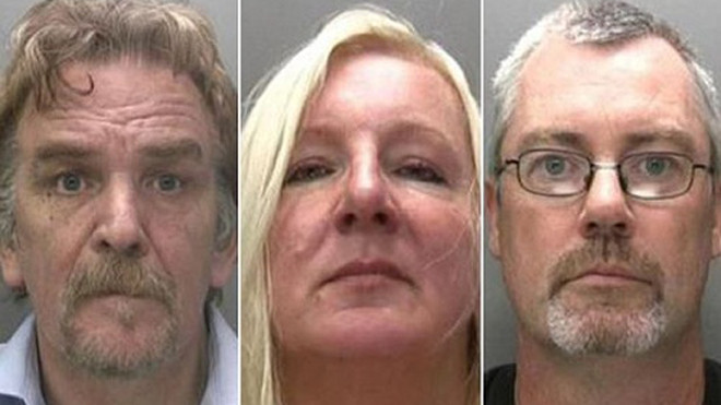 Chân dung ba đối tượng liên quan đến việc cô gái trẻ người Anh bị hơn một trăm kẻ cưỡng hiếp. Ảnh: Mirror.