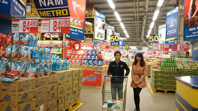 Niềm tin người tiêu dùng hiện tại đang cao hơn niềm tin dài hạn. Ảnh: Như Ý