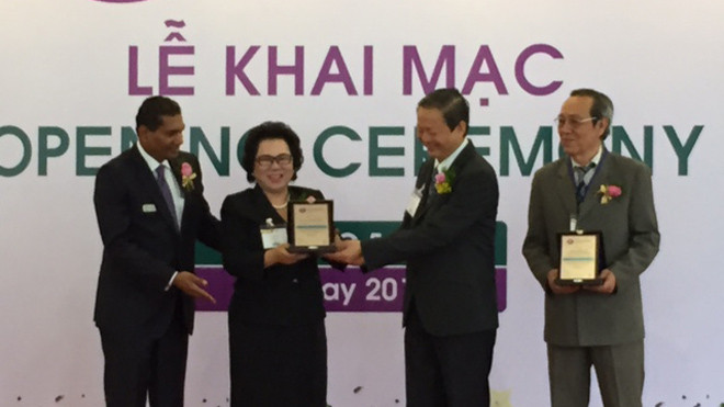 Các đại biểu khai mạc triển lãm Fi Vietnam 2015 ngày 20/5.