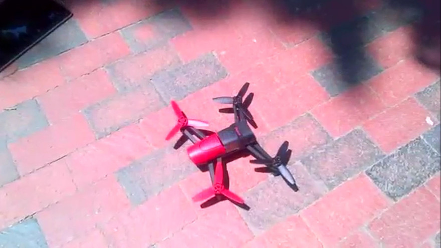 Nhà Trắng tạm đóng cửa vì máy bay không người lái