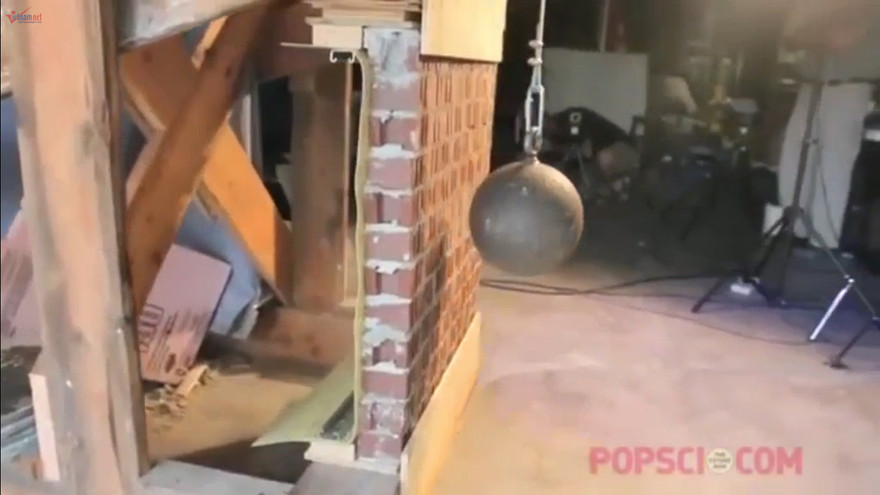 Mỹ sáng chế siêu giấy dán tường chống... bom