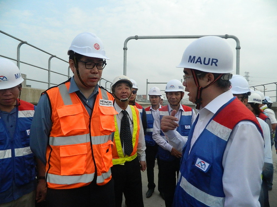 Bí thư TPHCM giải quyết 'nóng' vướng mắc trên công trường metro 