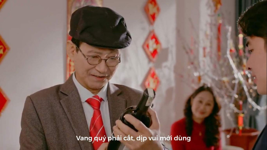 Đồ mới phải chờ năm mới, vang ngon thì không thể chờ