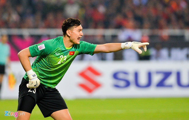 Thủ thành Đặng Văn Lâm đang vấp phải nhiều tranh cãi về màn trình diễn trong trận Việt Nam thua Iraq 2-3 tối 8/1 tại Asian Cup 2019. Ảnh: Minh Chiến. 