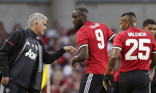 Mourinho đánh giá cao đóng góp của Lukaku. Ảnh: Reuters.