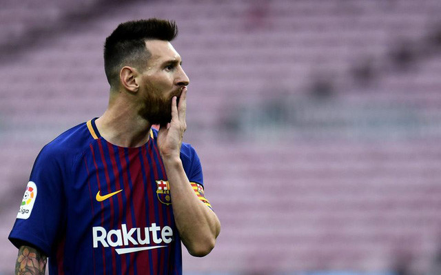 Messi và các đồng đội được mời sang hạng Nhất Nga thi đấu