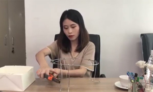 Quý cô công sở bày cả mâm cỗ đón trung thu cùng đồng nghiệp